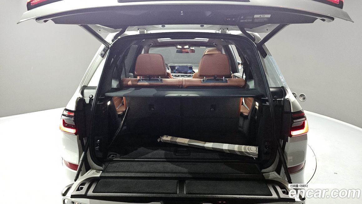 BMW X7 2024