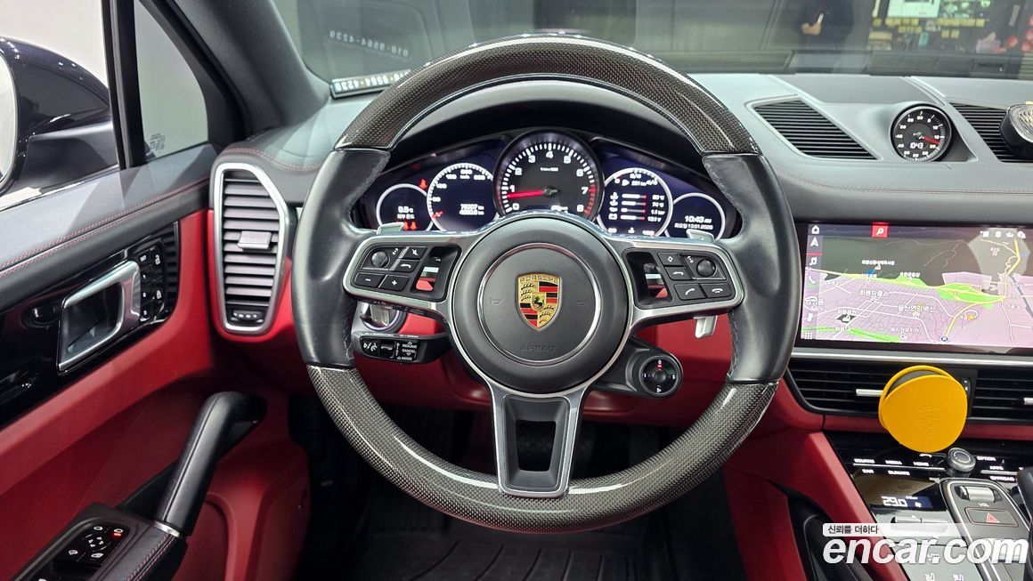 Porsche Cayenne 2021