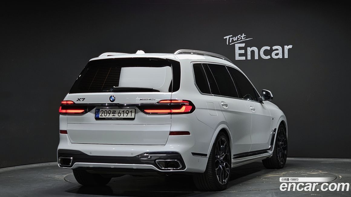 BMW X7 2024