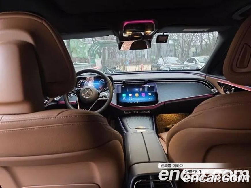 Mercedes-Benz E-Class 2025