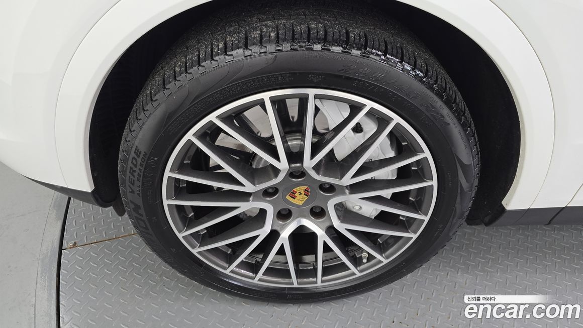 Porsche Cayenne 2020