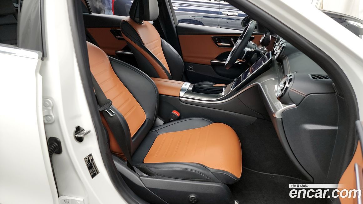 Mercedes-Benz C-Class 2022