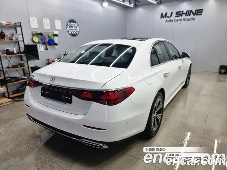 Mercedes-Benz E-Class 2025