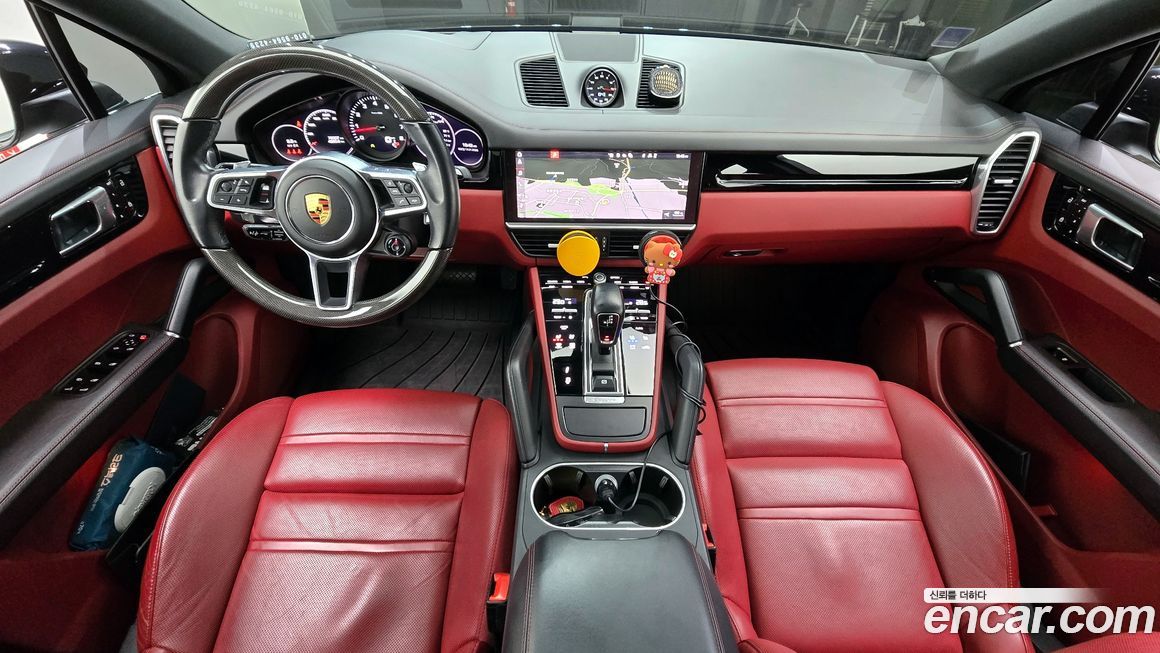 Porsche Cayenne 2021