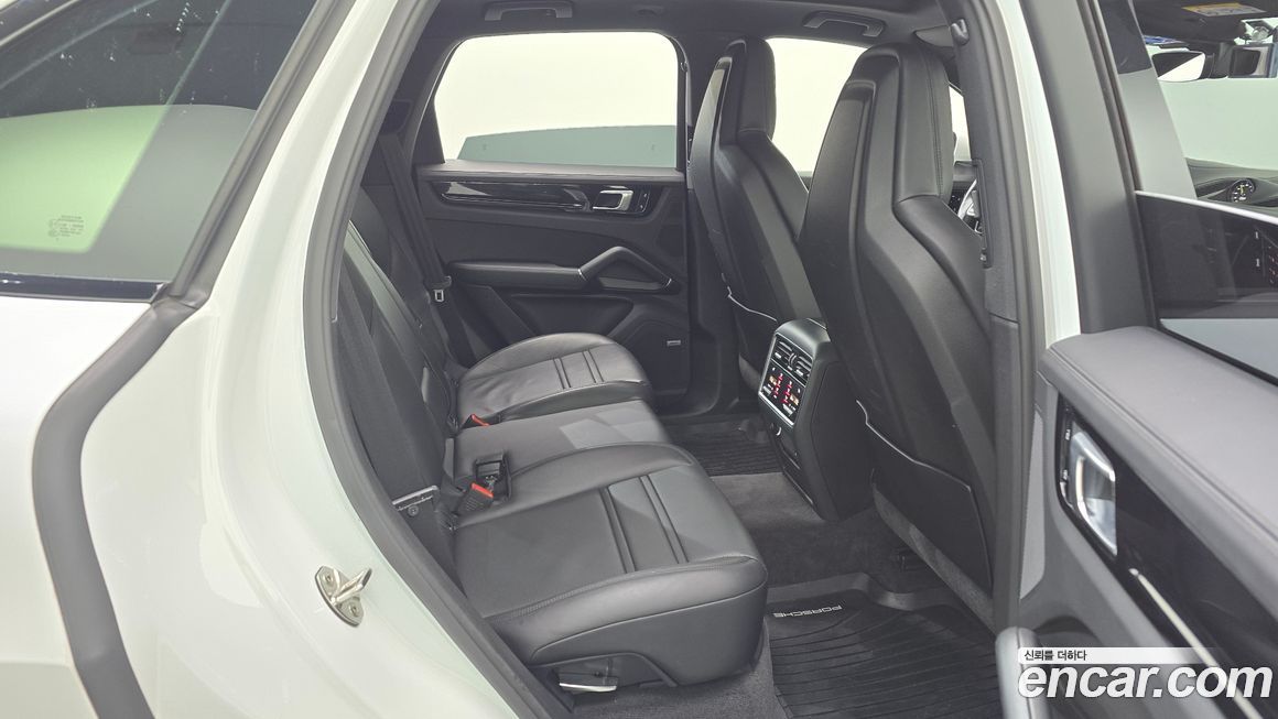 Porsche Cayenne 2020