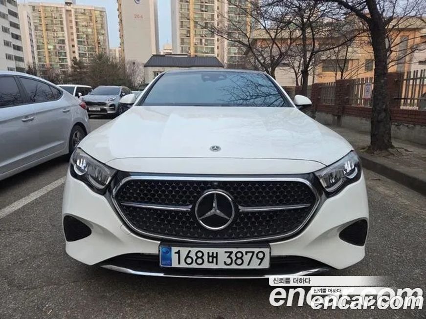Mercedes-Benz E-Class 2025