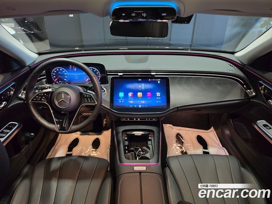 Mercedes-Benz E-Class 2025