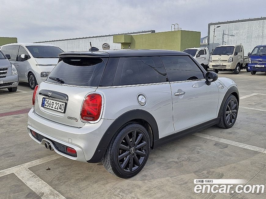 Mini Cooper 2019