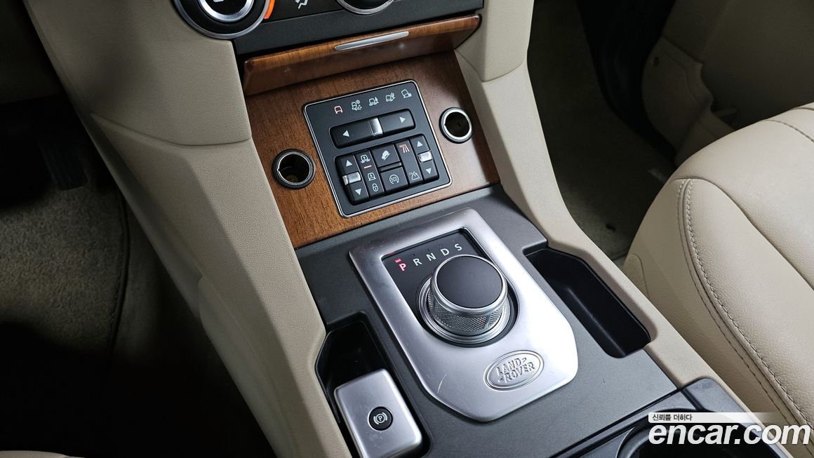 Land Rover Discovery 2016