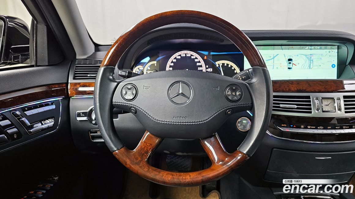 Mercedes-Benz S-Class 2008