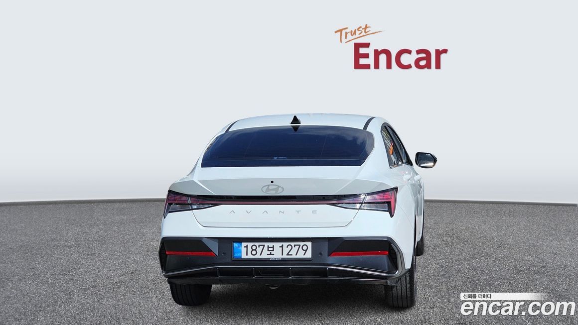 Hyundai AVANTE 2025