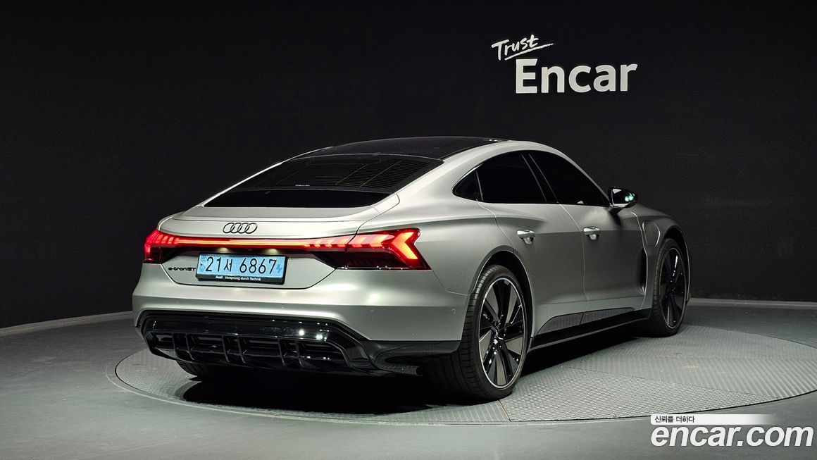 Audi e-tron GT 2022