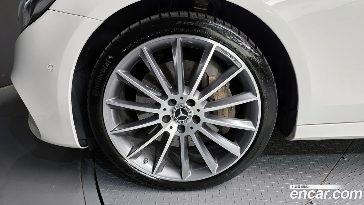 Mercedes-Benz E-Class 2020