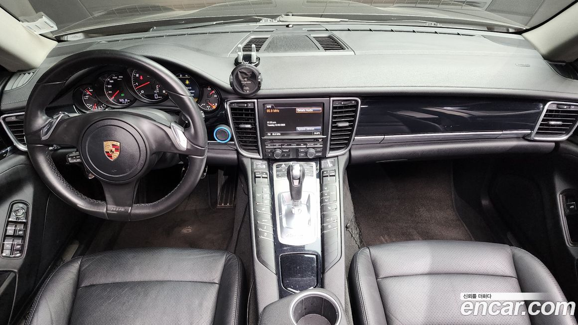 Porsche Panamera 2012