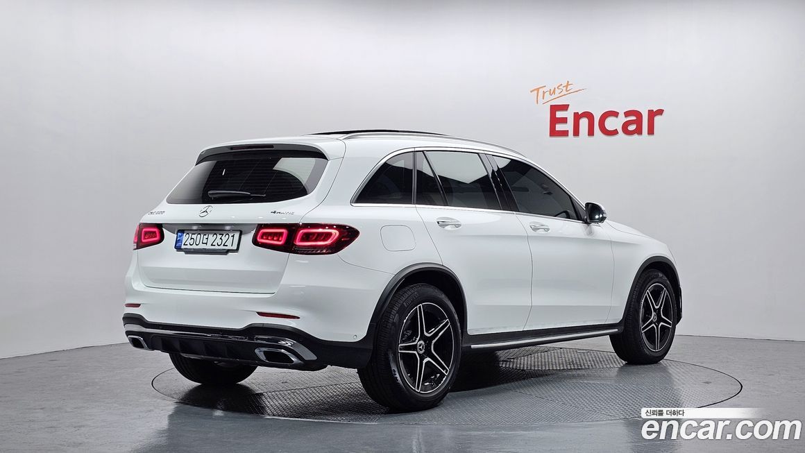 Mercedes-Benz GLC-Class 2022