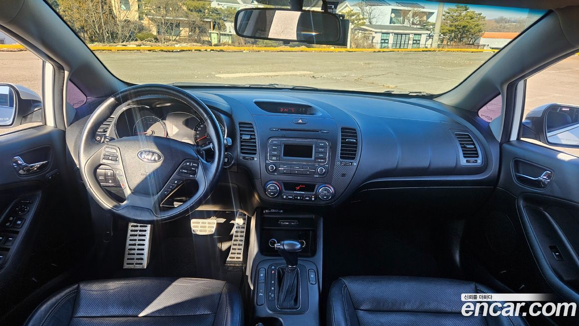 Kia K3 2013