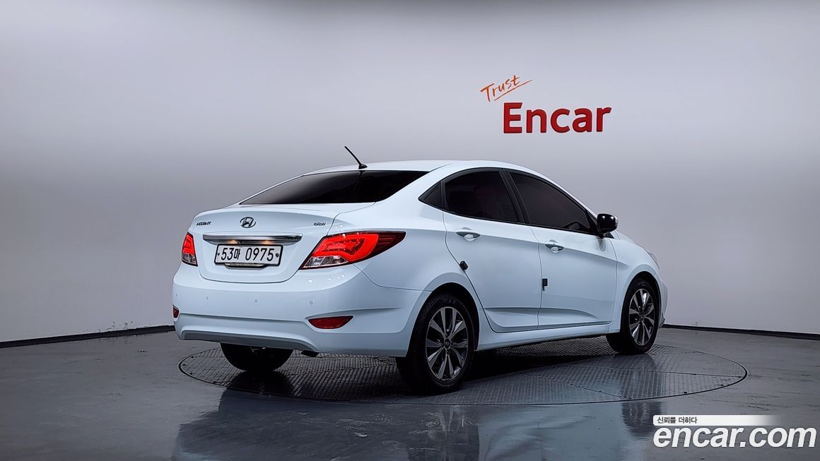 Hyundai Accent 2016