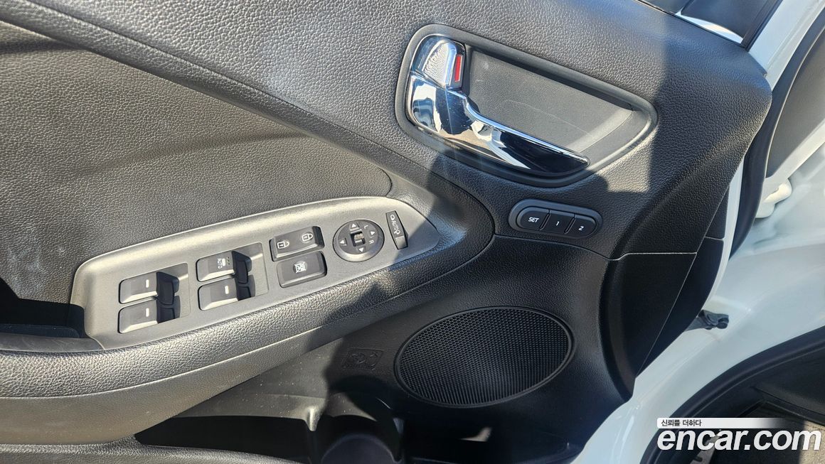 Kia K3 2013