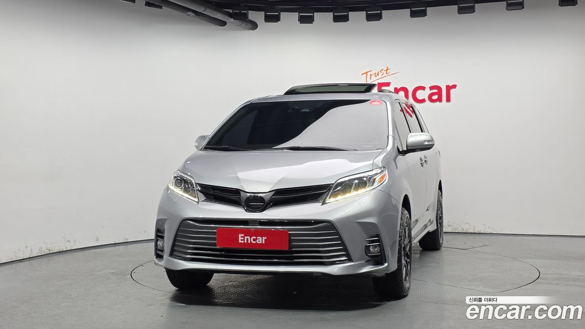Toyota Sienna 2018