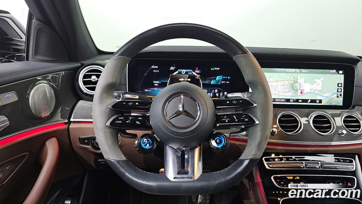 Mercedes-Benz E-Class 2021