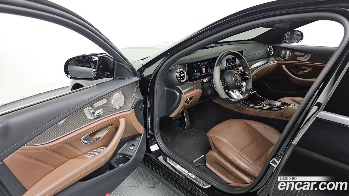 Mercedes-Benz E-Class 2021