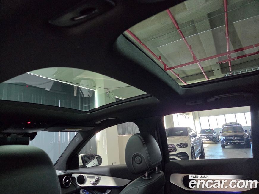 Mercedes-Benz GLC-Class 2021