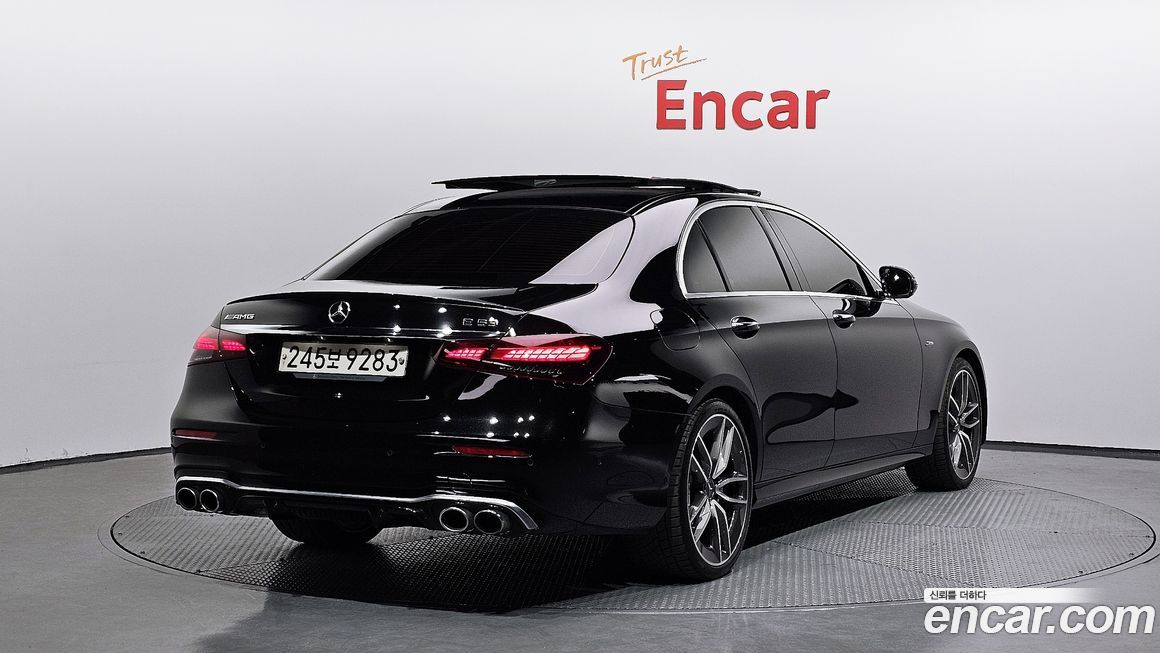 Mercedes-Benz E-Class 2021