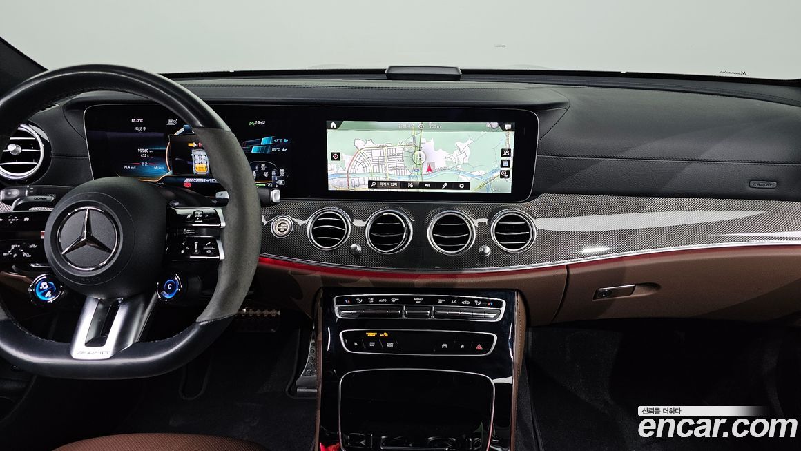 Mercedes-Benz E-Class 2021