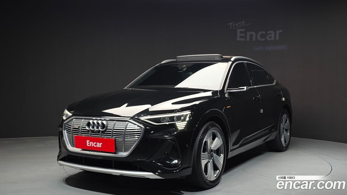 Audi e-tron 2022