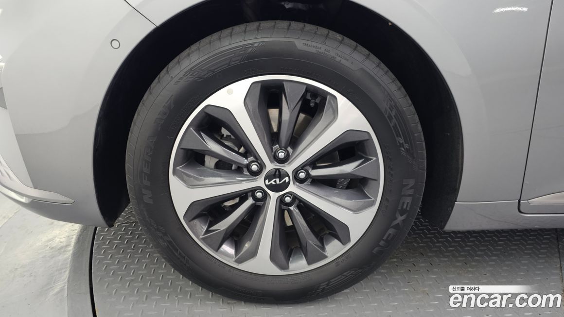 Kia K8 2023