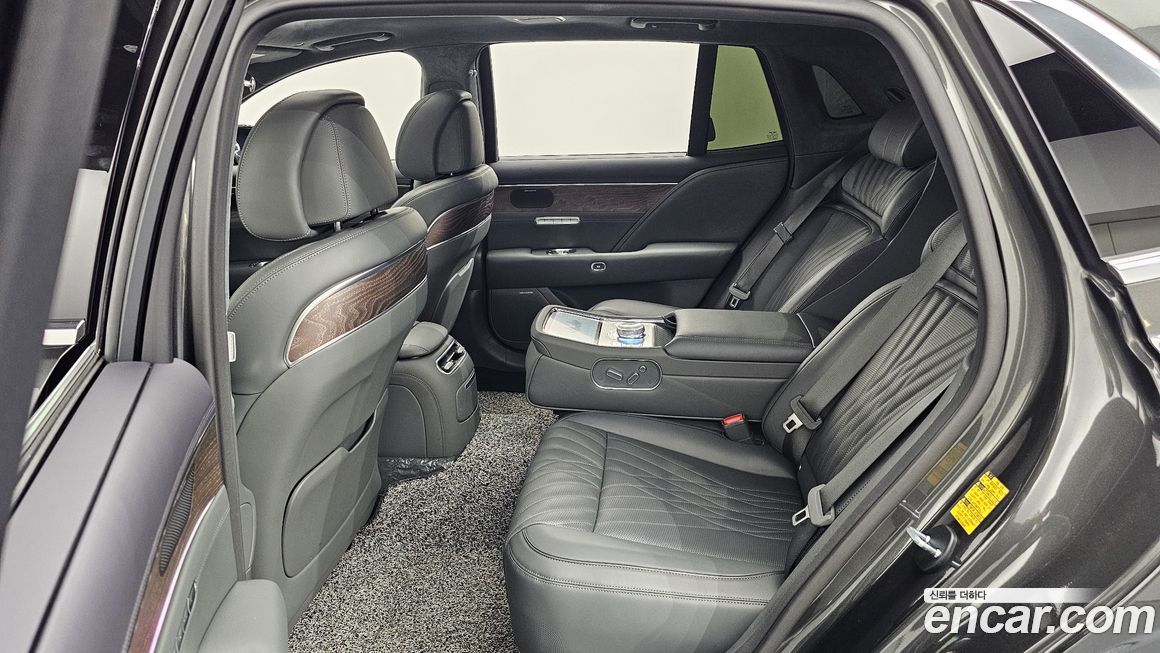 Genesis G90 2023