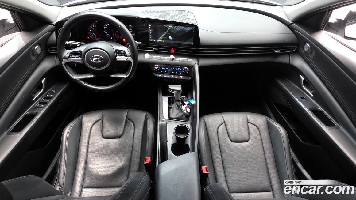 Hyundai AVANTE 2021