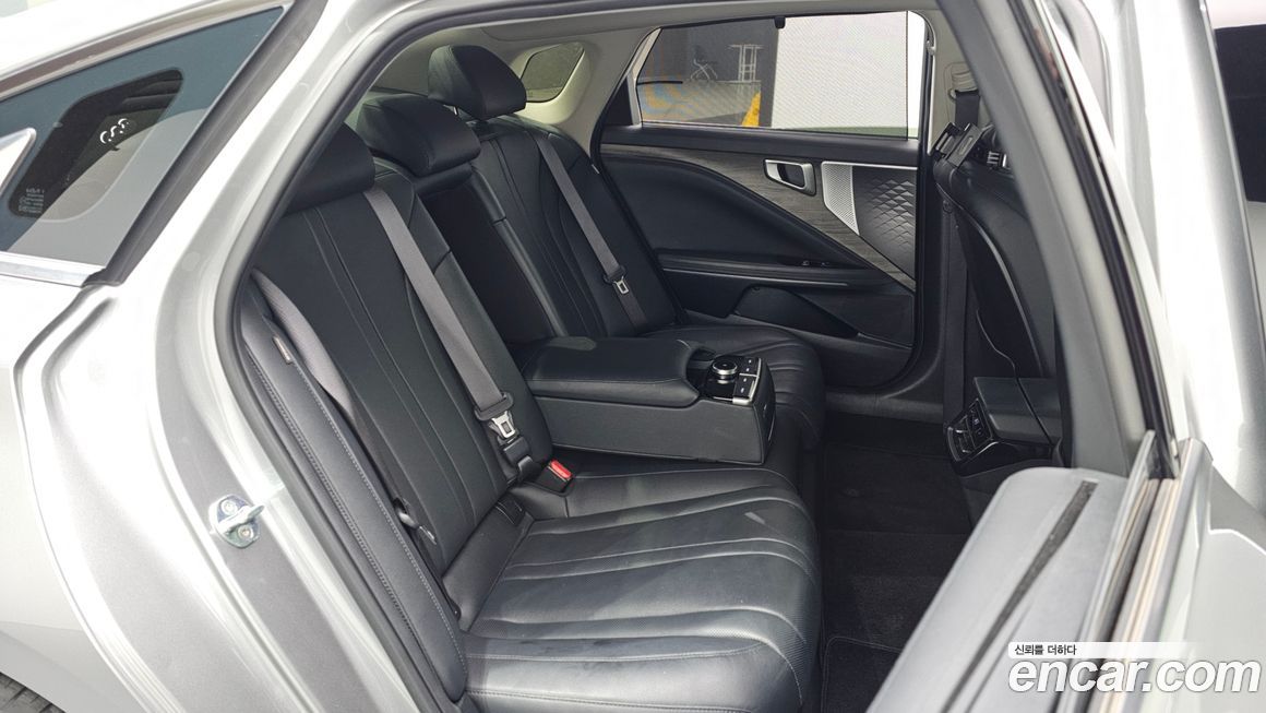 Kia K8 2023
