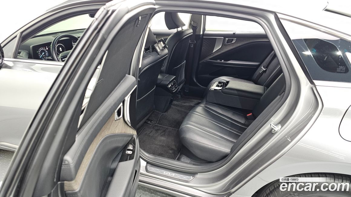 Kia K8 2023