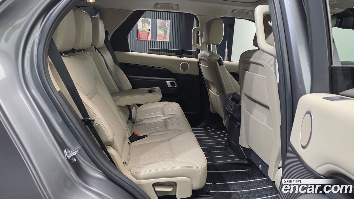 Land Rover Discovery 2018