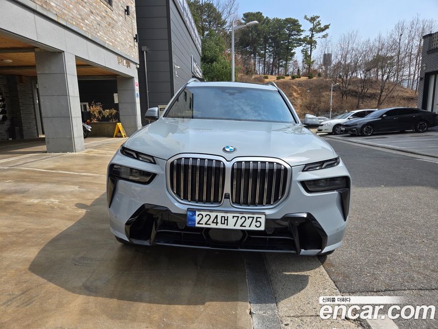 BMW X7 2024