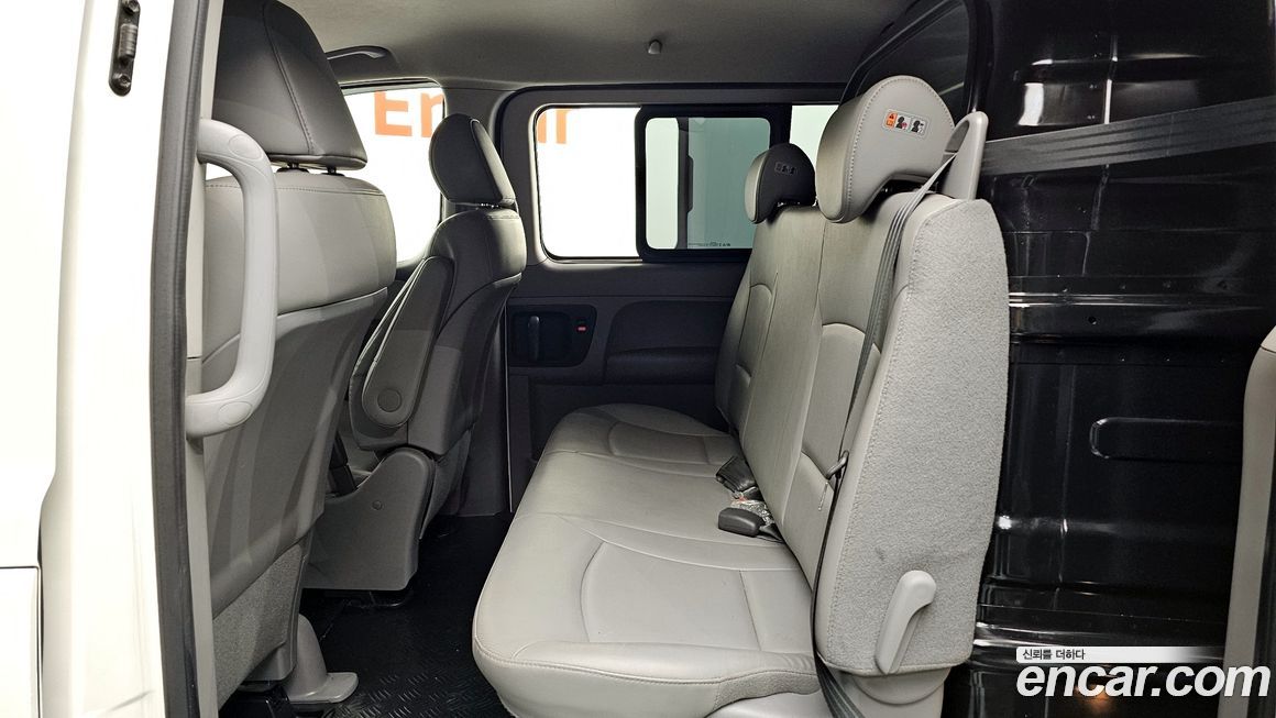 Hyundai Starex 2021