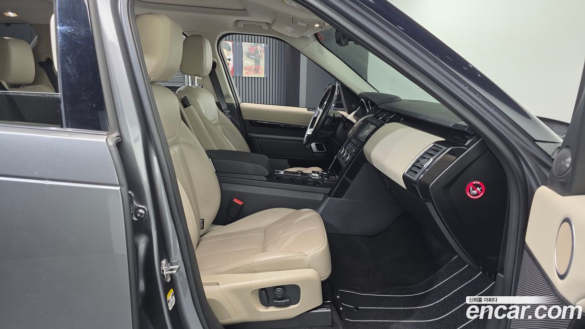 Land Rover Discovery 2018