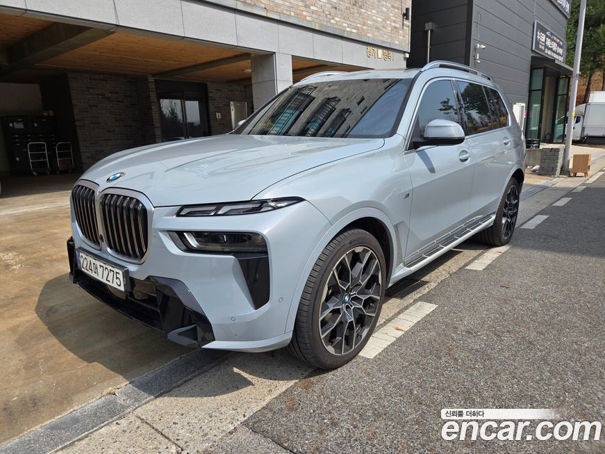 BMW X7 2024