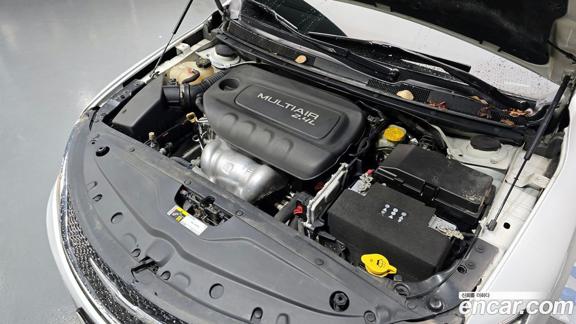 Chrysler 200 2015