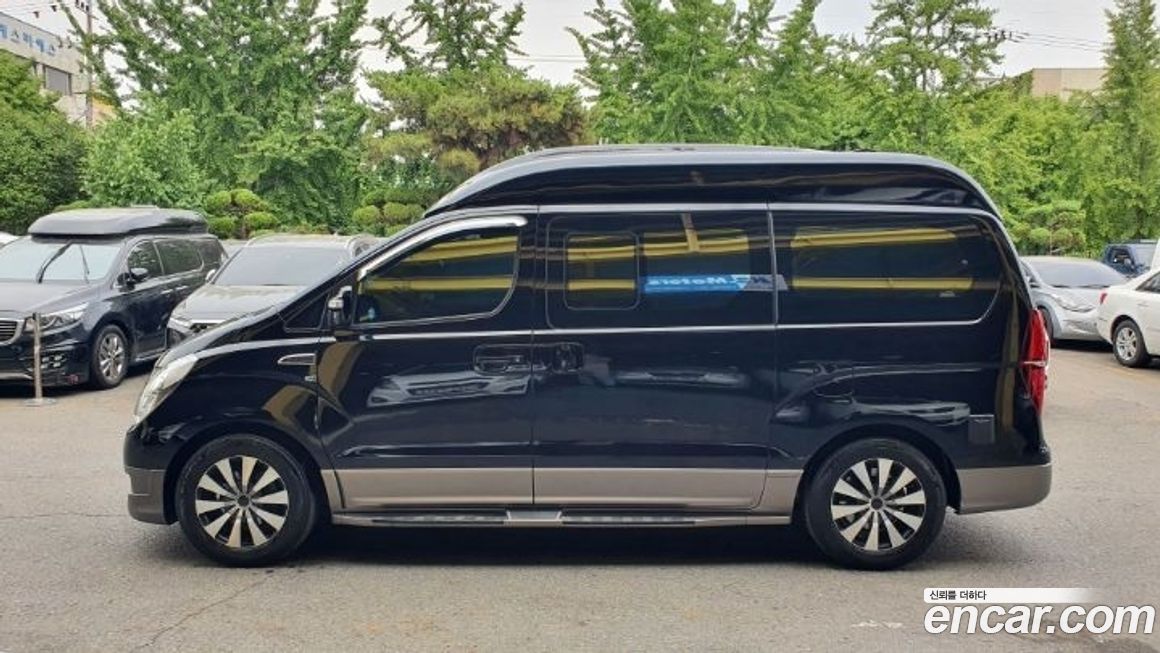 Hyundai Starex 2013