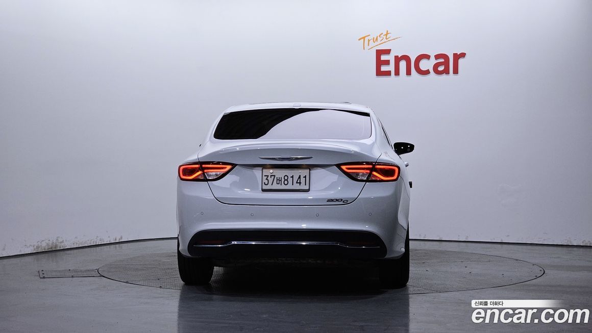 Chrysler 200 2015