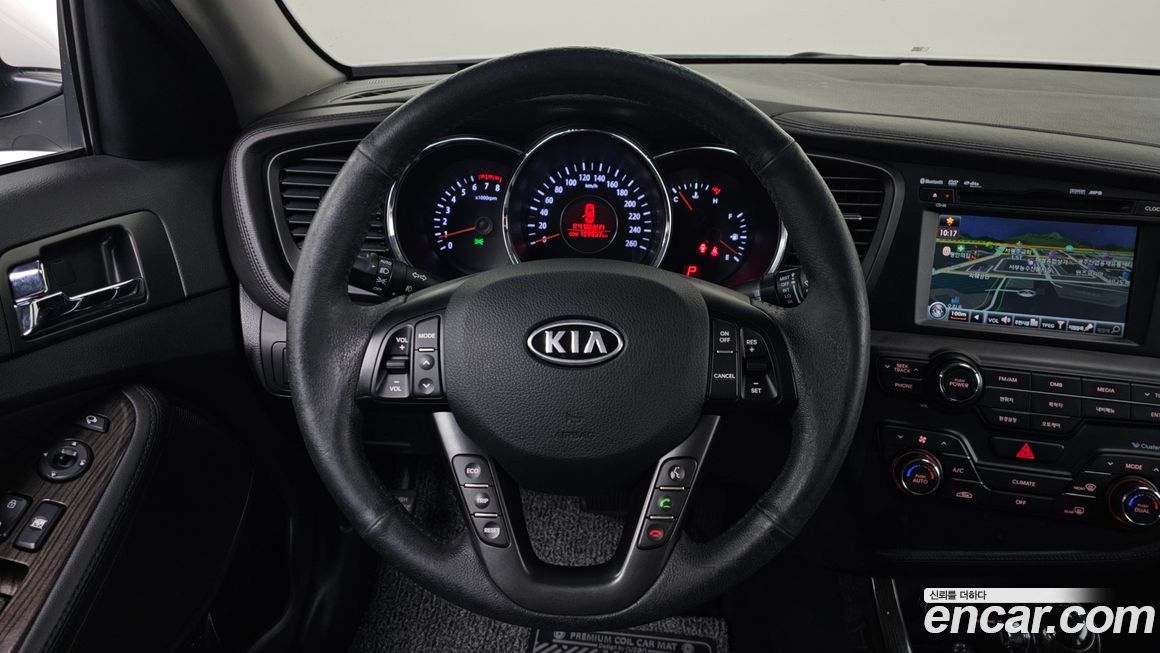 Kia K5 2011