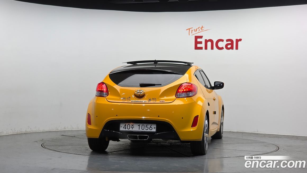 Hyundai Veloster 2013