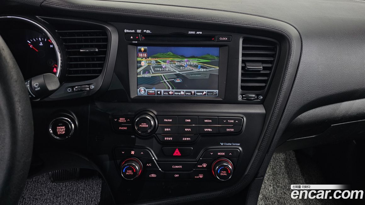 Kia K5 2011