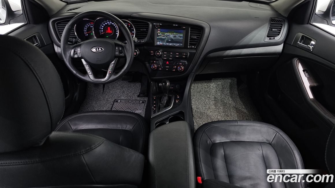 Kia K5 2011