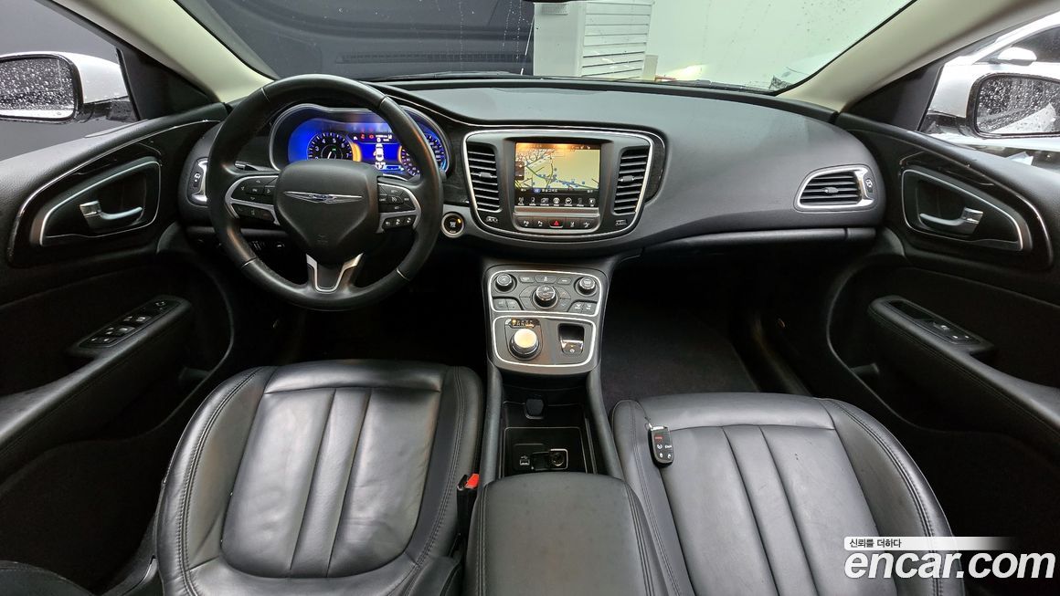 Chrysler 200 2015
