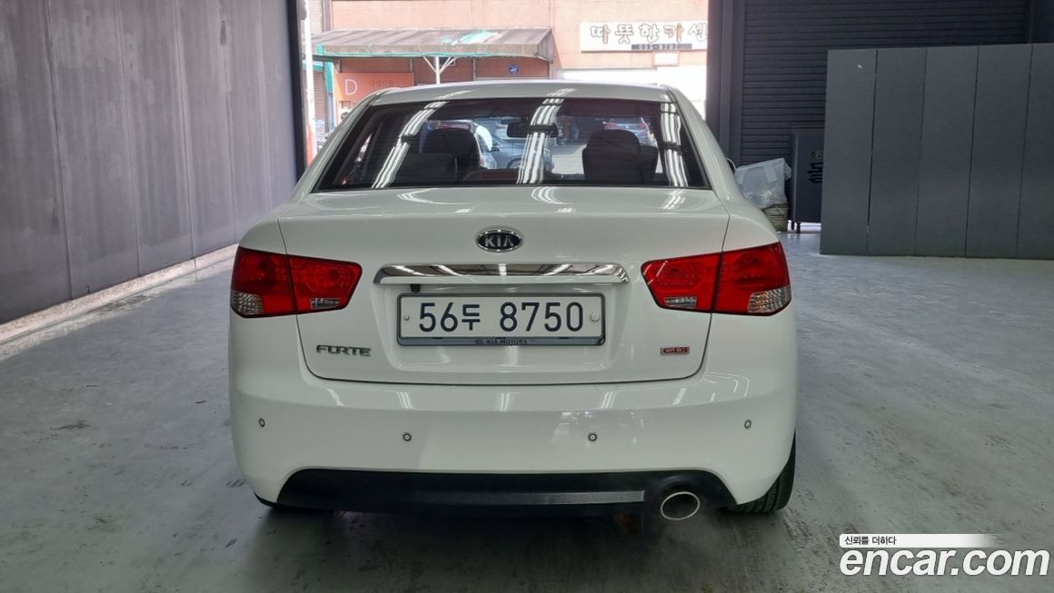 Kia Porte 2011