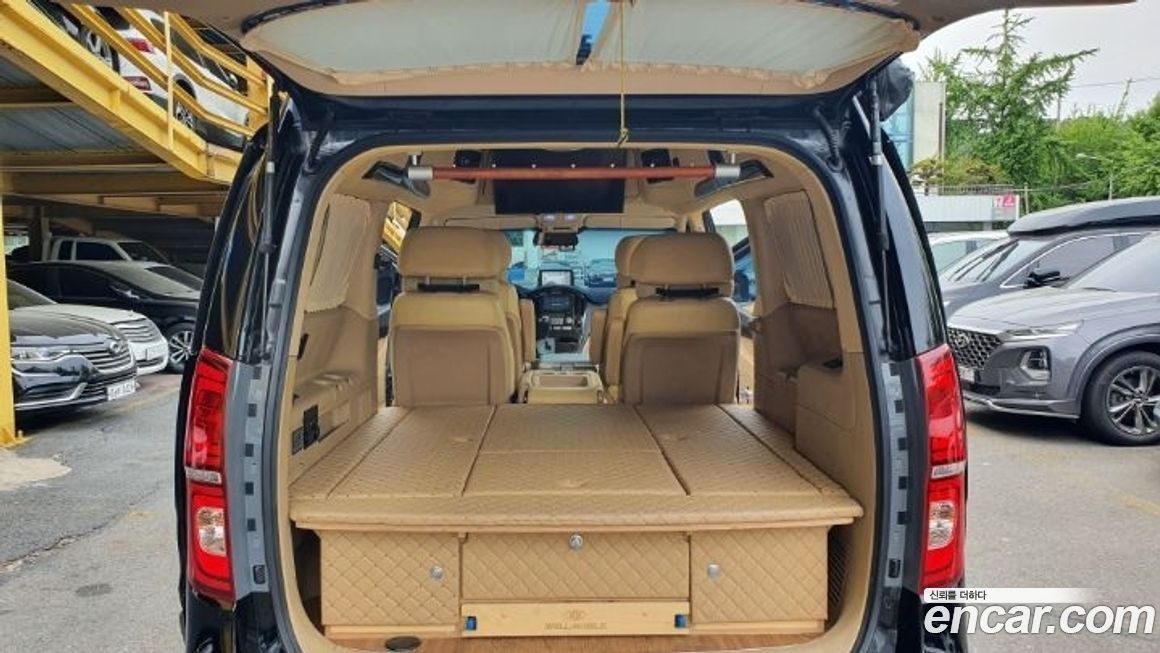 Hyundai Starex 2013