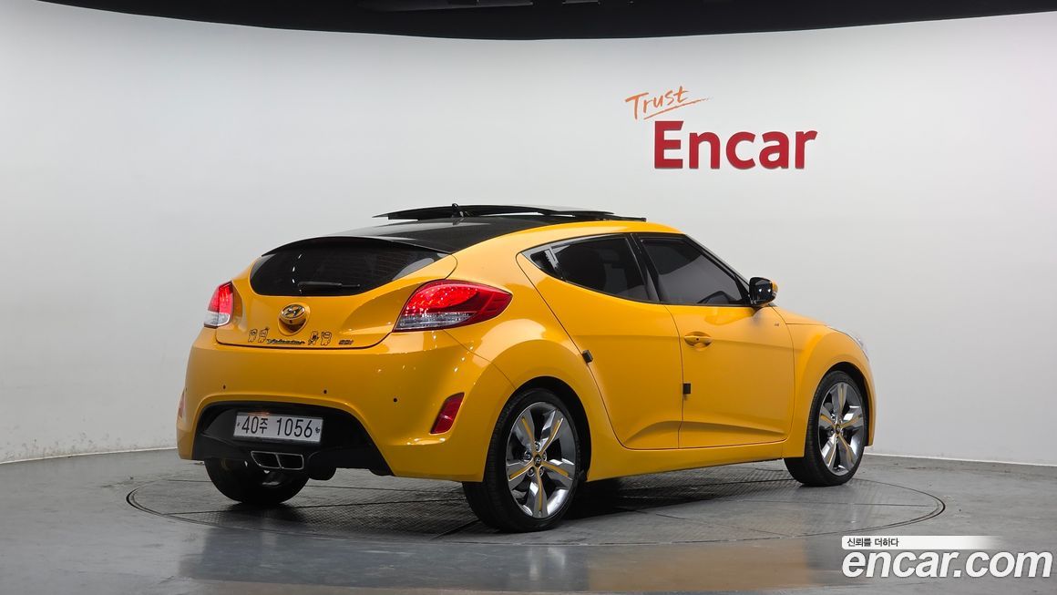 Hyundai Veloster 2013